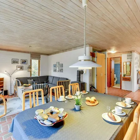 Mirva - 800m To The Fjord By Interhome *