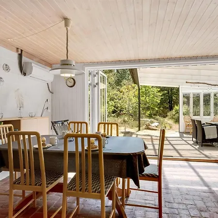 Mirva - 800m To The Fjord By Interhome *